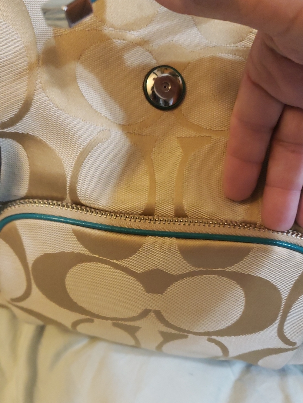 Coach Backpack 9x11 Beautiful Color (#5064) - Picture 12 of 16